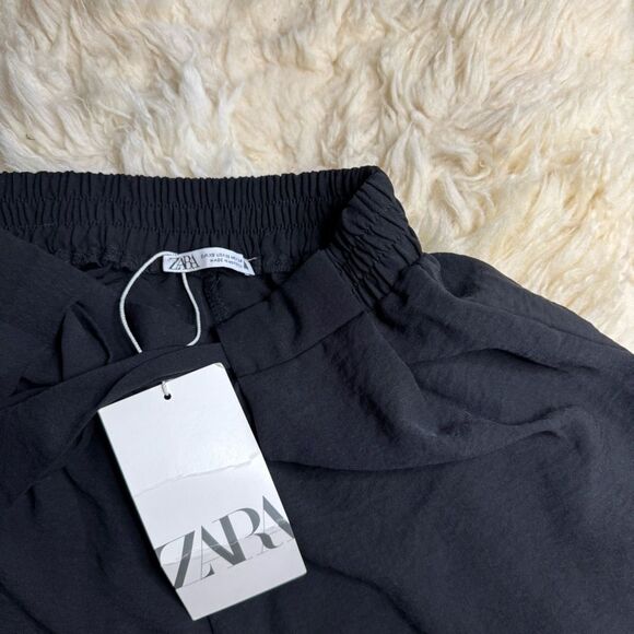 Zara Wide Flowy Pants - Picture 2 of 5